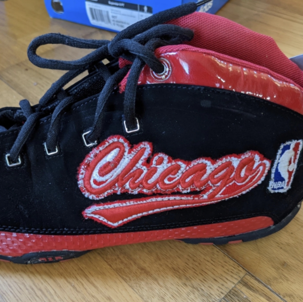 Men's Chicago Bulls custom made sneakers